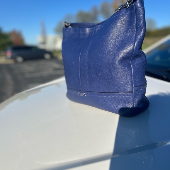 Coach Blue Leather Large Purse - Picture 4 of 16
